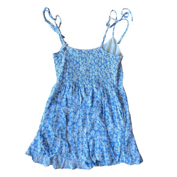 Lily Rose Blue Floral Tie Strap Smocked Back Ruffle Hem Romper - Size Juniors XL - Picture 3 of 10